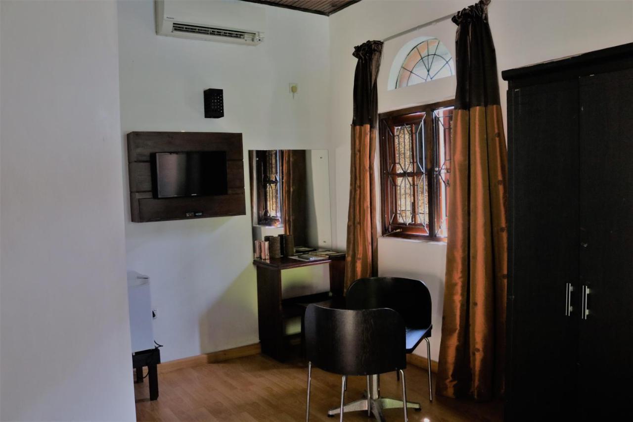 Pavana Hotel Negombo Dış mekan fotoğraf